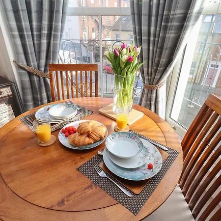 Mason's Place * Whitby